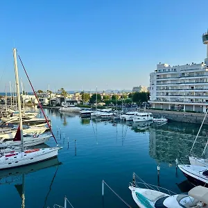 Con Vistas A Mar Y Canal. Appartement